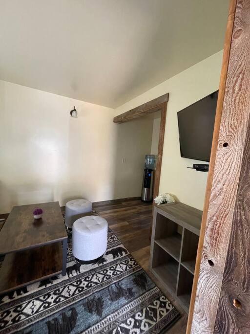 Parkway Yellowstone Guest House Apartment #3 Gardiner Esterno foto