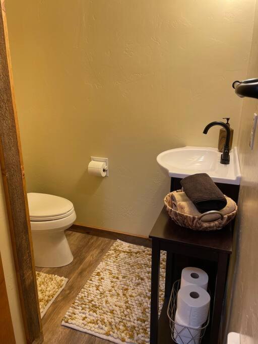 Parkway Yellowstone Guest House Apartment #3 Gardiner Esterno foto